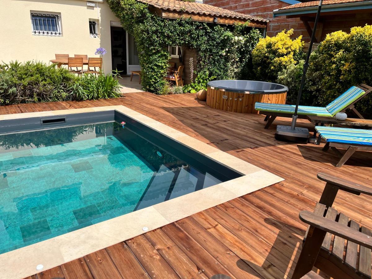 Les Suites D'Alienor, Suite Jasmin Песак Екстериор снимка